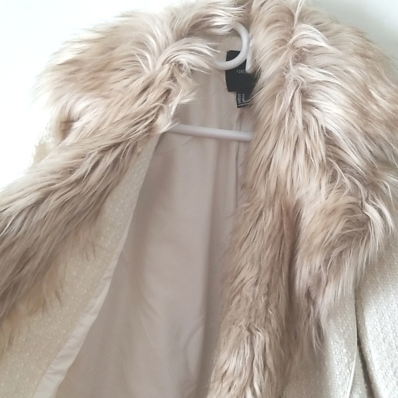 Faux Fur Trim Cream Car Coat - Picture 7 of 16